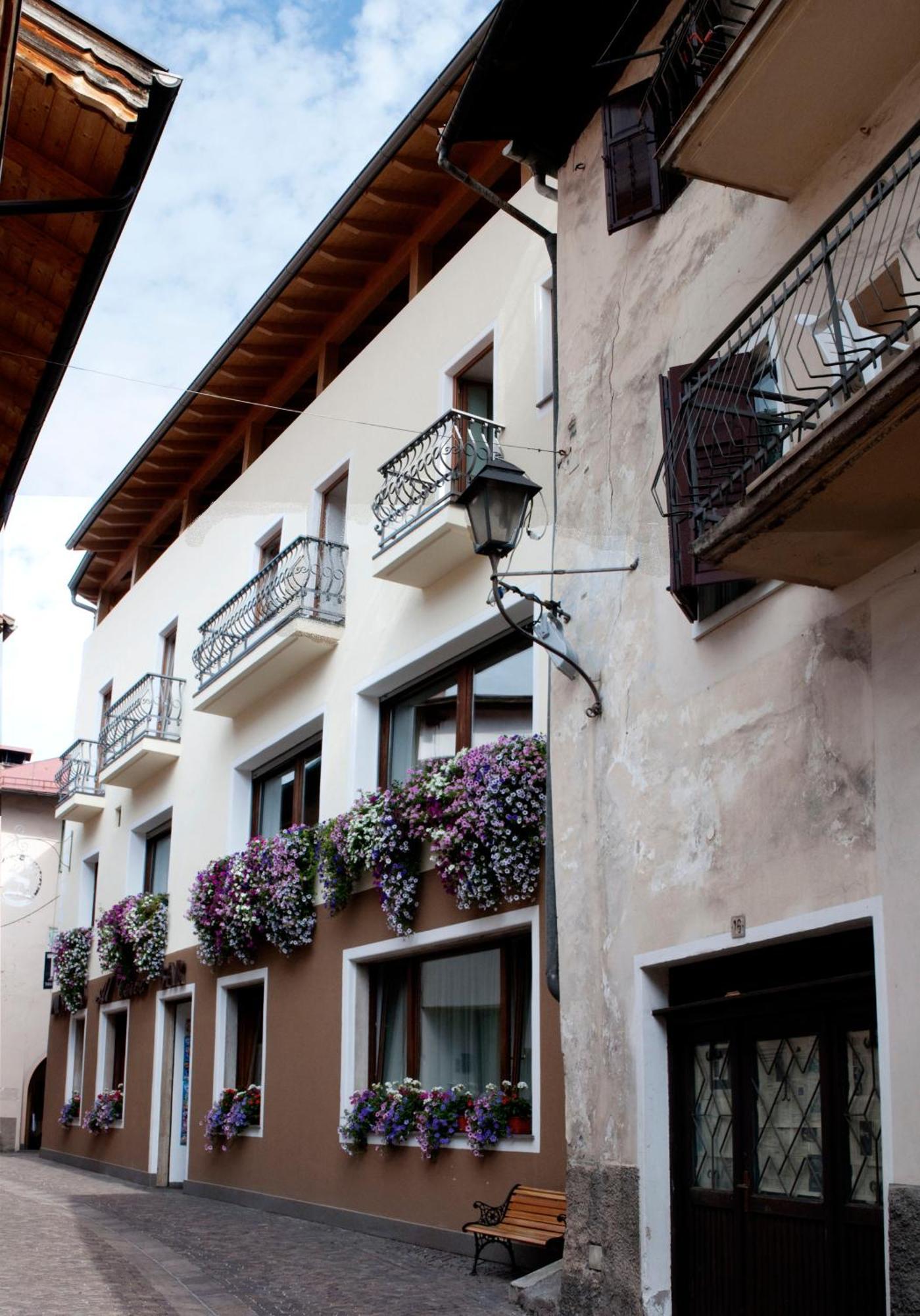 Hotel Al Cervo Tesero Buitenkant foto