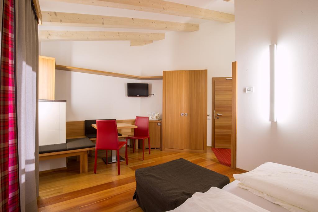 Hotel Al Cervo Tesero Buitenkant foto